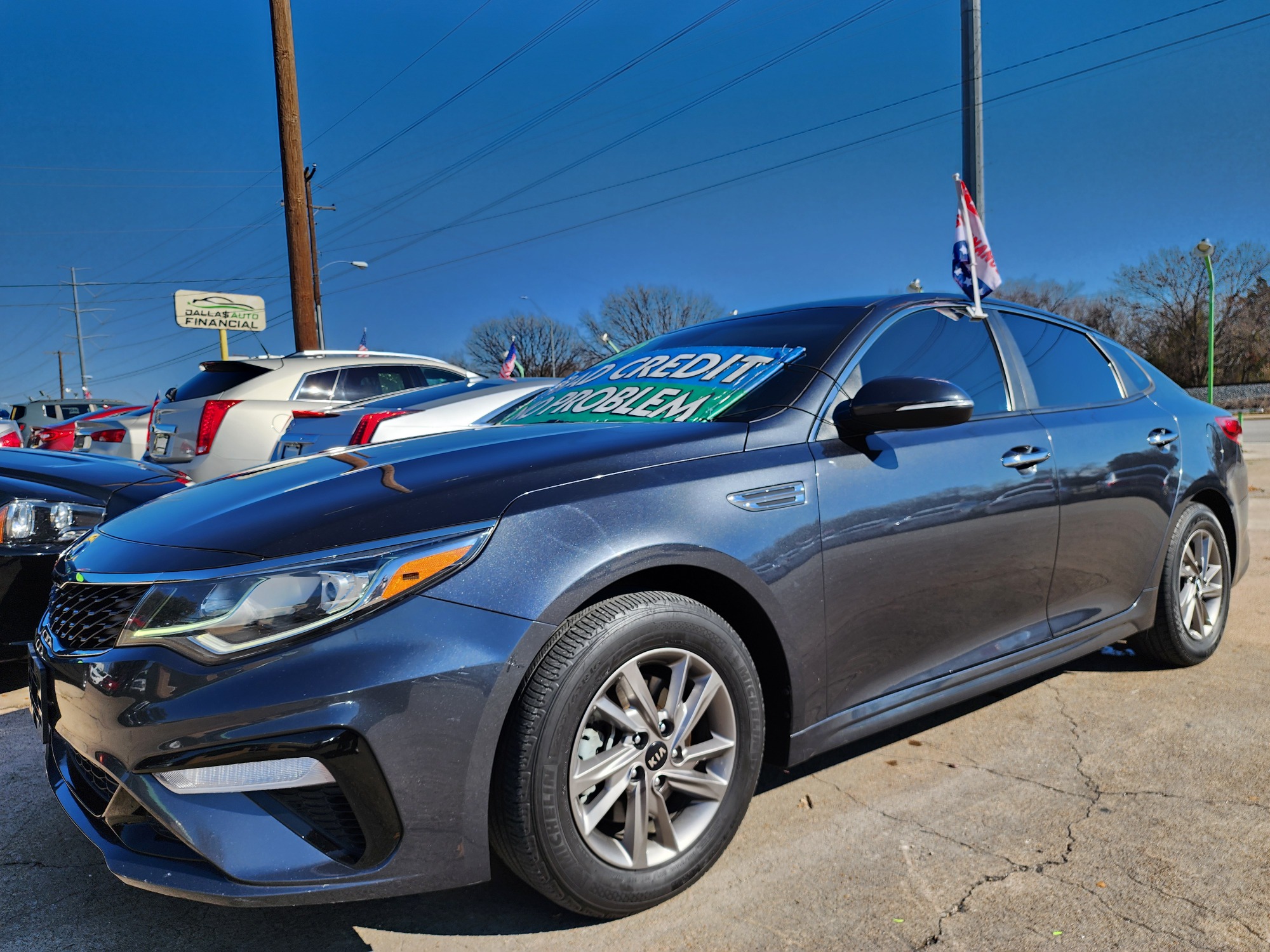 2020 SILVER Kia Optima LX (5XXGT4L39LG) , AUTO transmission, located at 2660 S.Garland Avenue, Garland, TX, 75041, (469) 298-3118, 32.885551, -96.655602 - Welcome to DallasAutos4Less, one of the Premier BUY HERE PAY HERE Dealers in the North Dallas Area. We specialize in financing to people with NO CREDIT or BAD CREDIT. We need proof of income, proof of residence, and a ID. Come buy your new car from us today!! This is a Very clean 2020 KIA OPTIMA - Photo #7